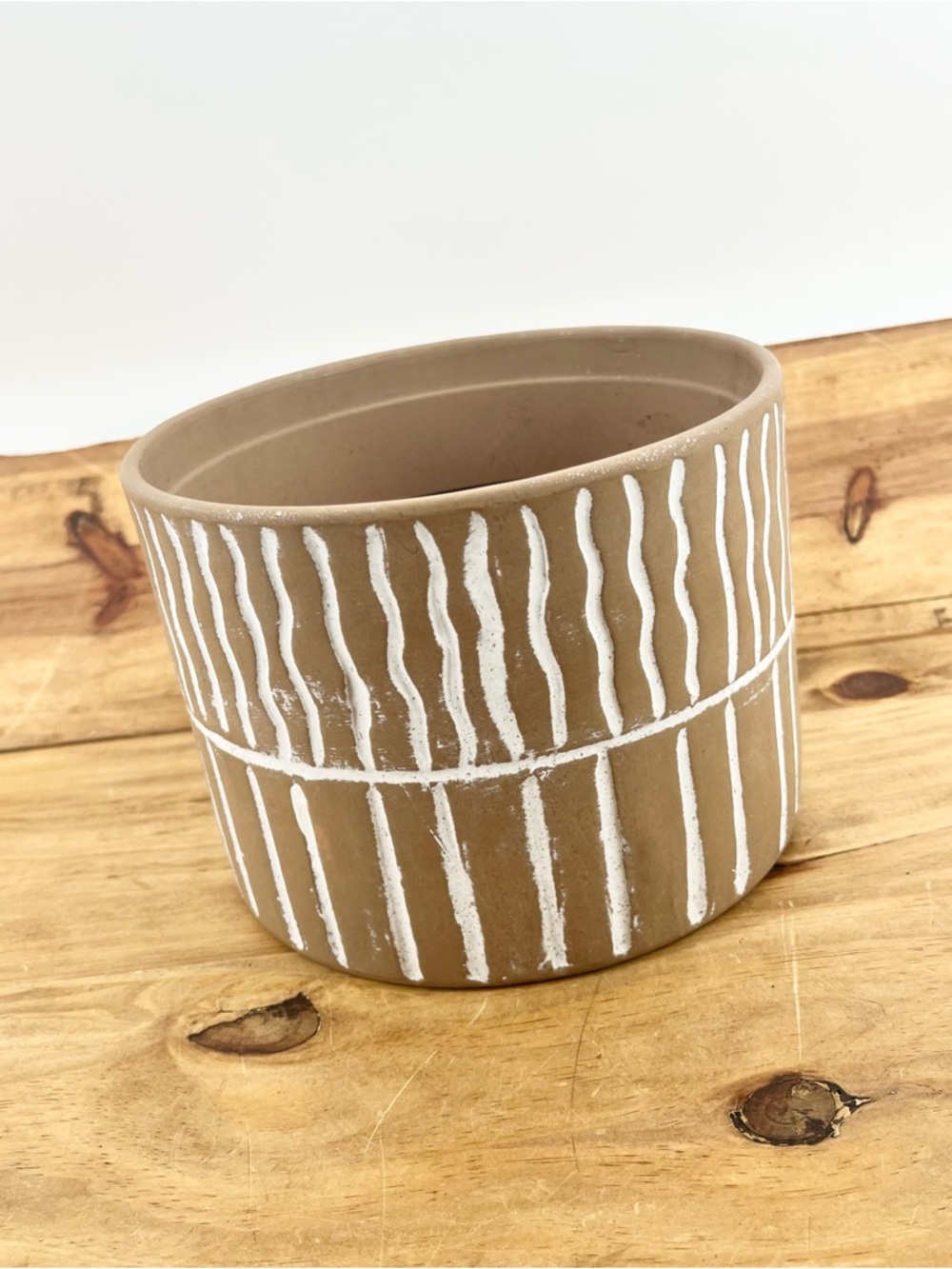 Neutral Tan Ceramic Decorative Planter with White Stripe Pattern